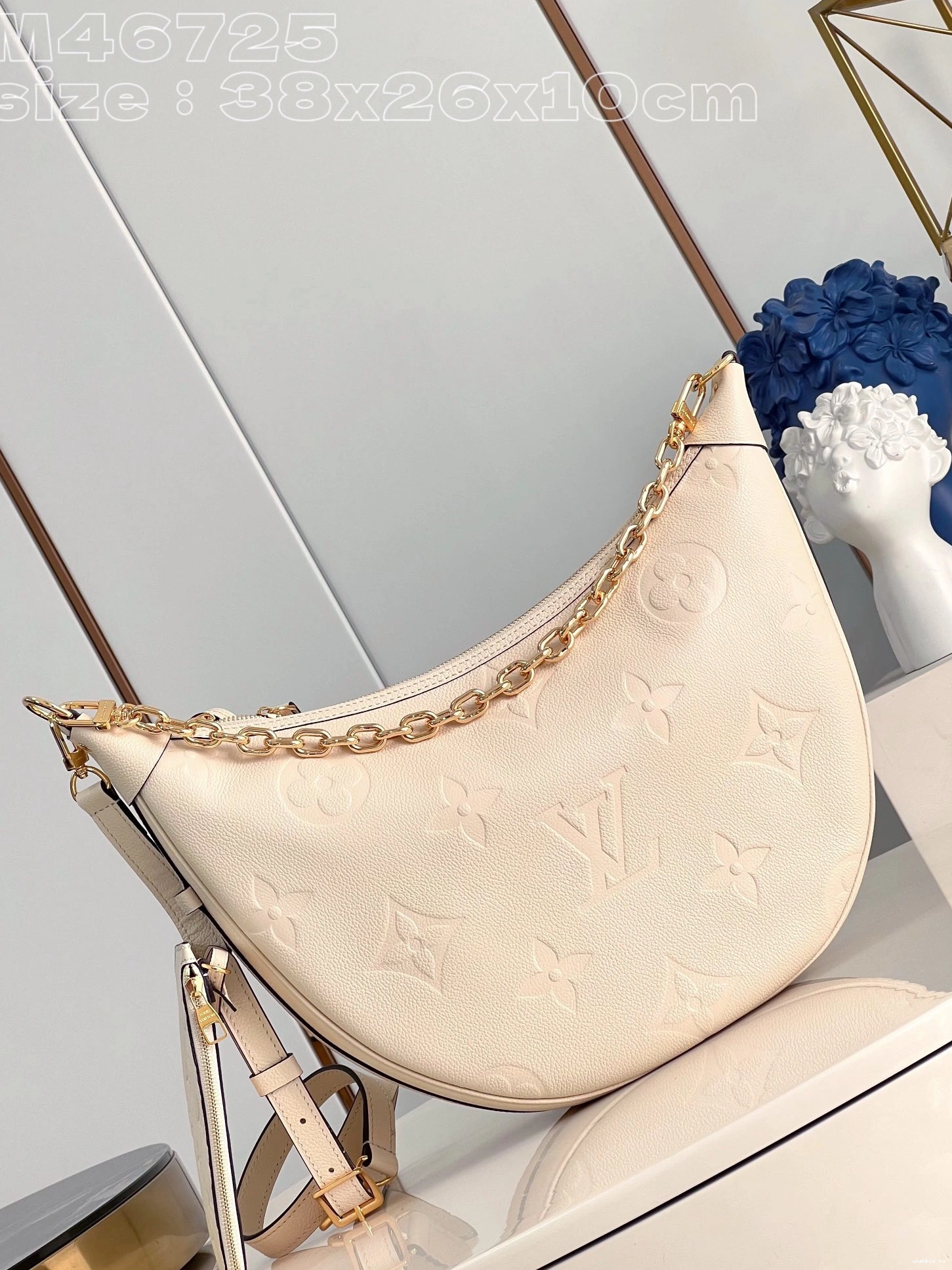 WIS LOOP LOUIS VUITTON HOBO 0820